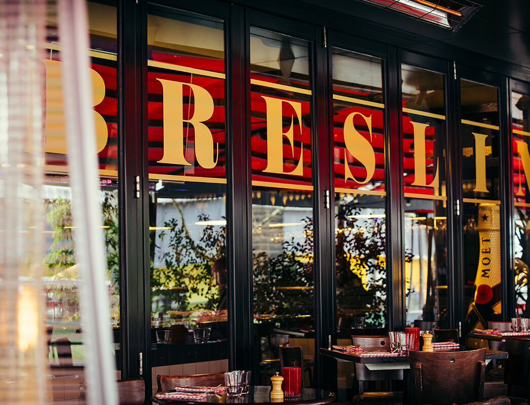 Breslin window 01
